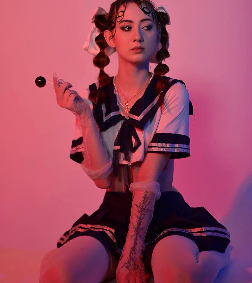 Dark_Lola_