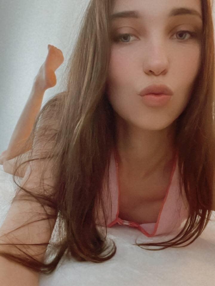 EllaSteele