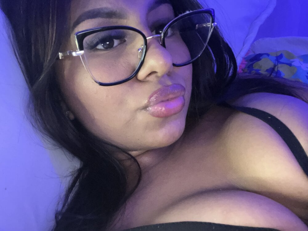 Emmily_Vargas
