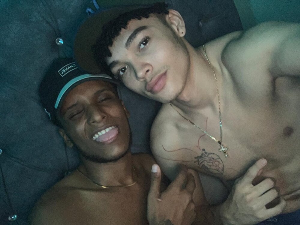 Enyer_and_Theo