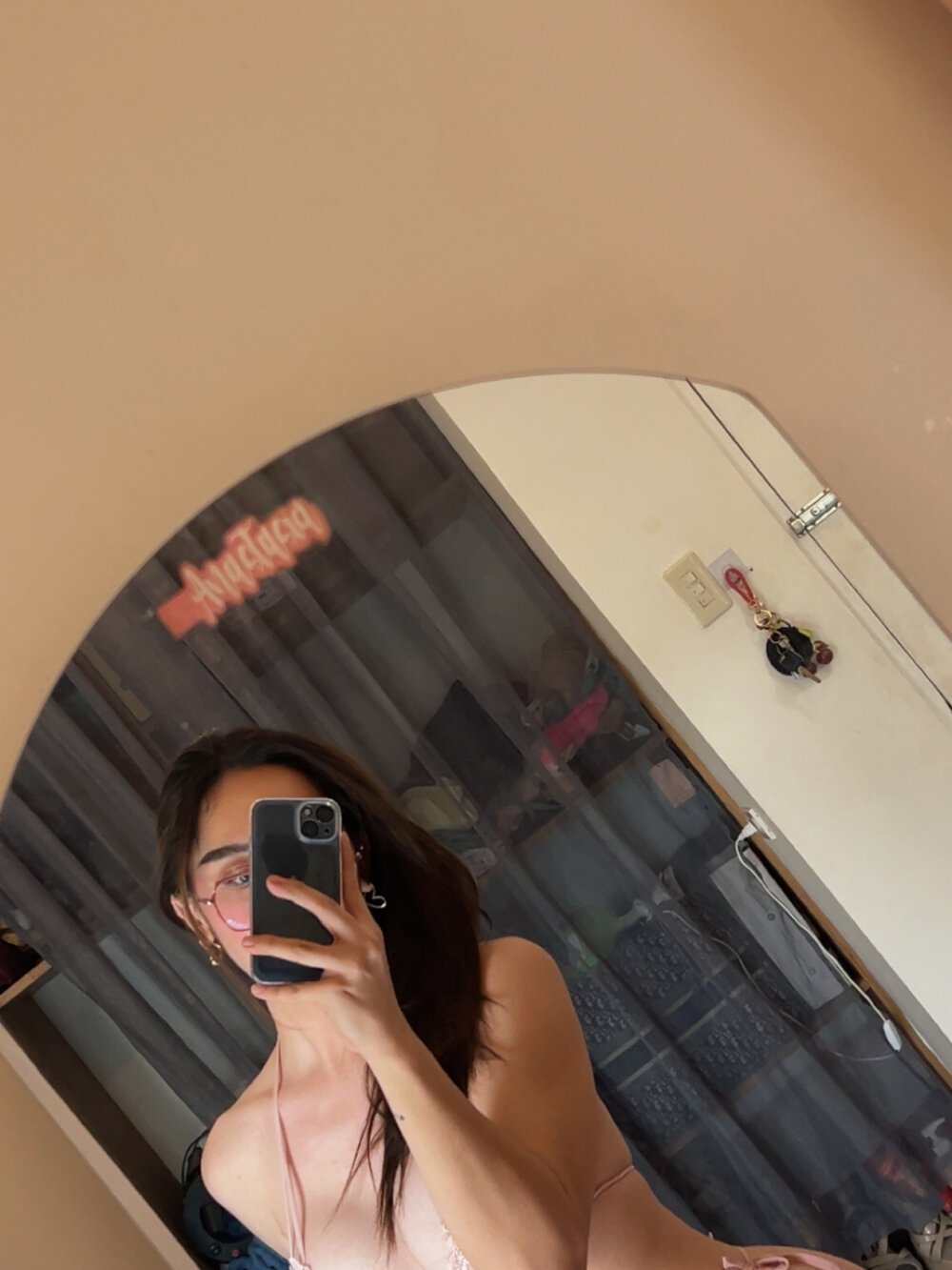 OliviaWho