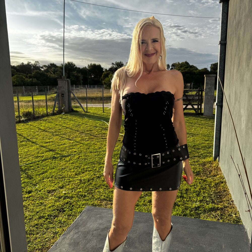 Reyna63