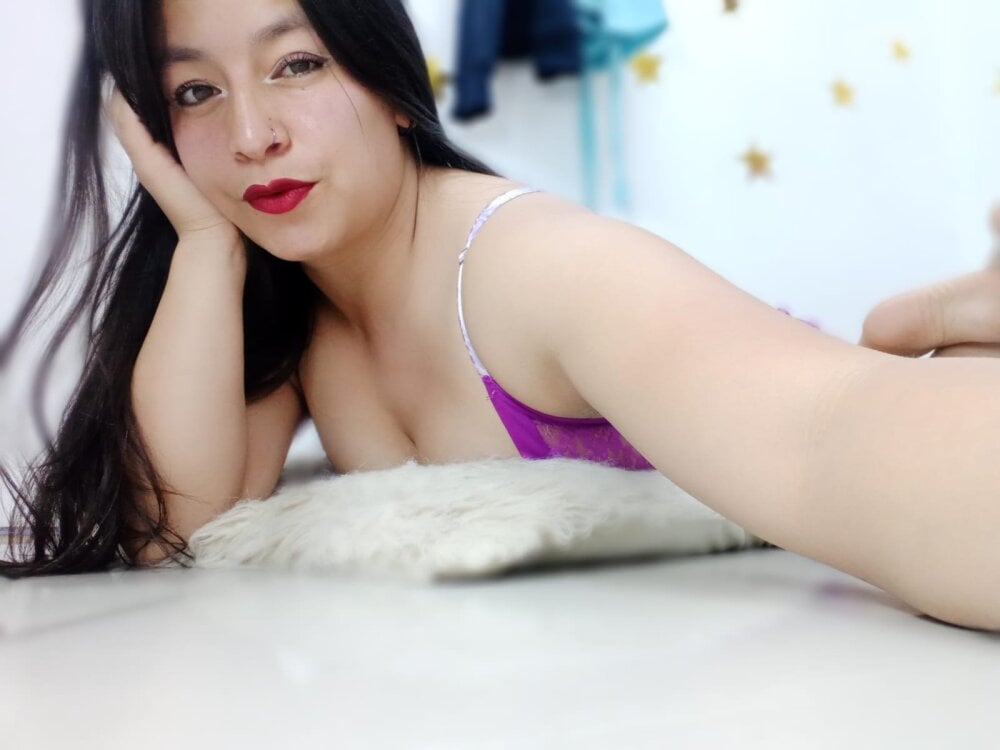 monick_hot