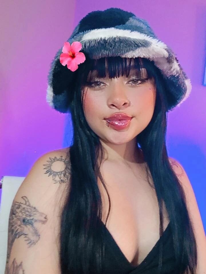 naomy_bss