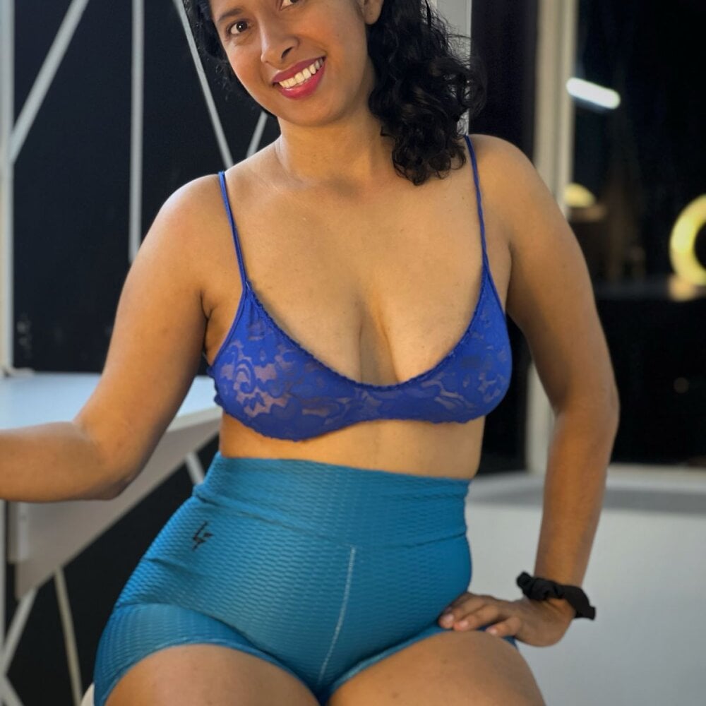 vicky_tease