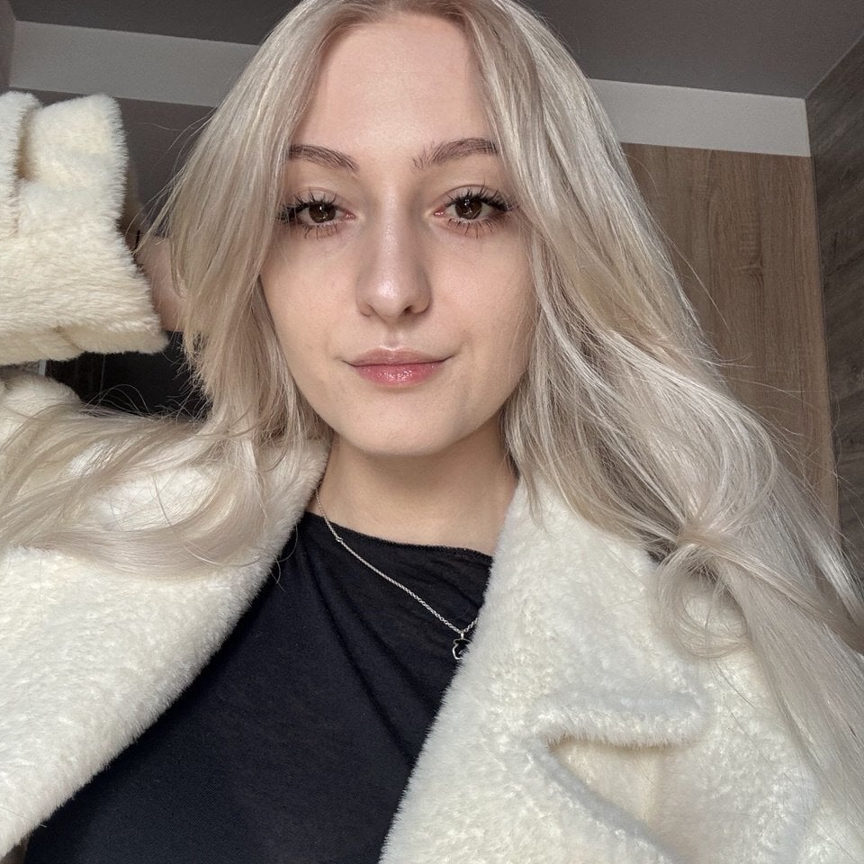 white_liillyy